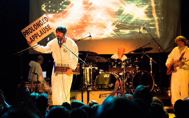 Live Review: Super Furry Animals, Dead Meadow at the Neptune Theatre 2/6